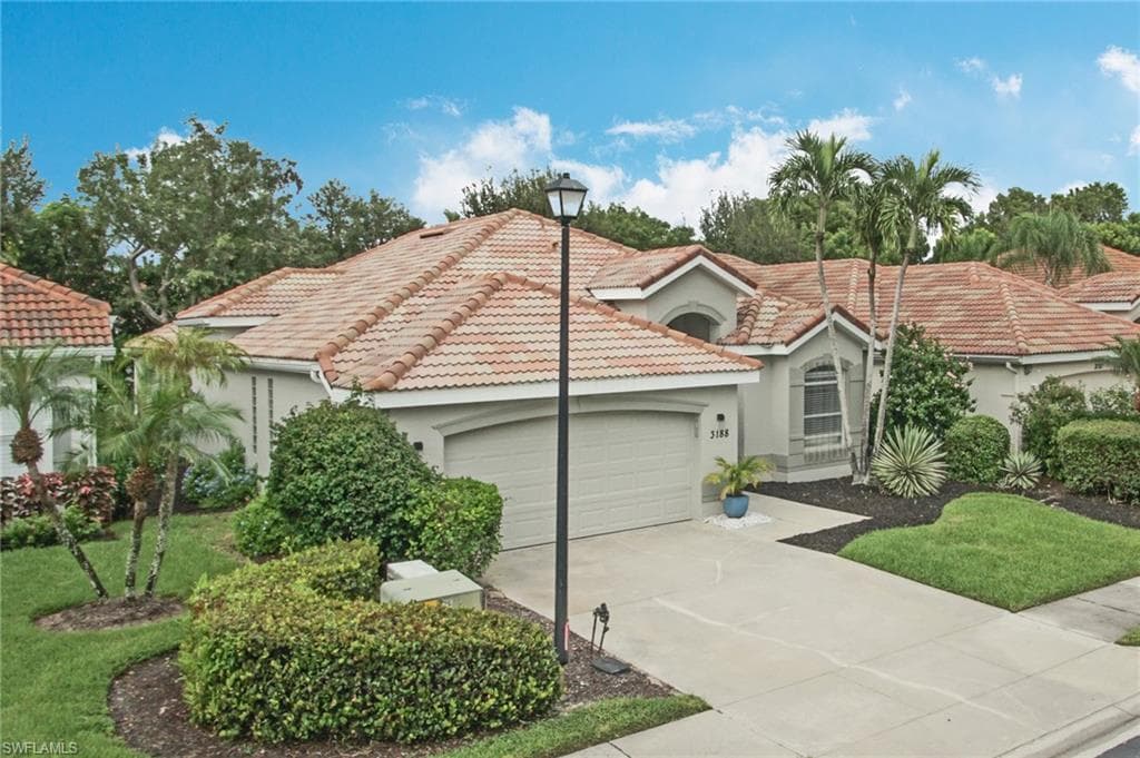 3188 Sundance Cir, Naples