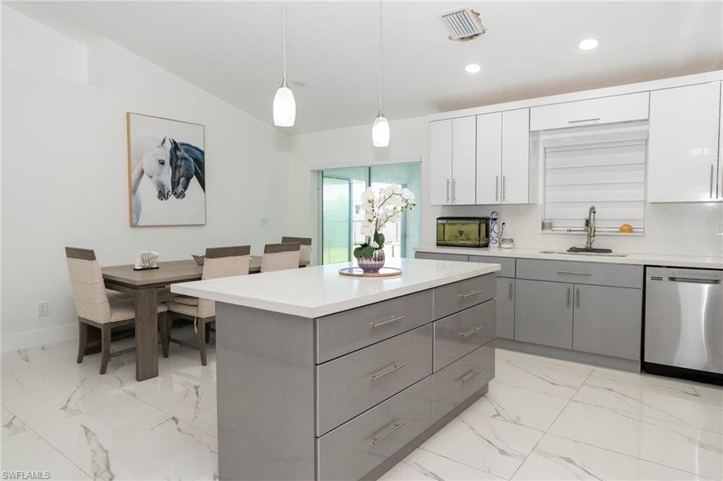 4623 Jacaranda Pkwy, Cape Coral, photo 3