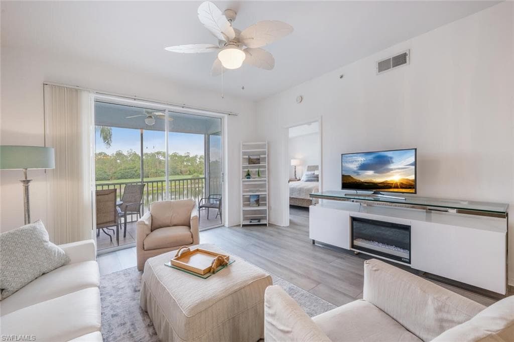 7595 Arbor Lakes Ct #624, Naples