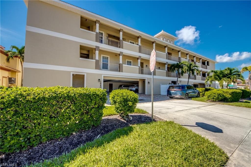 1640 Beach Pkwy #301, Cape Coral, photo 2
