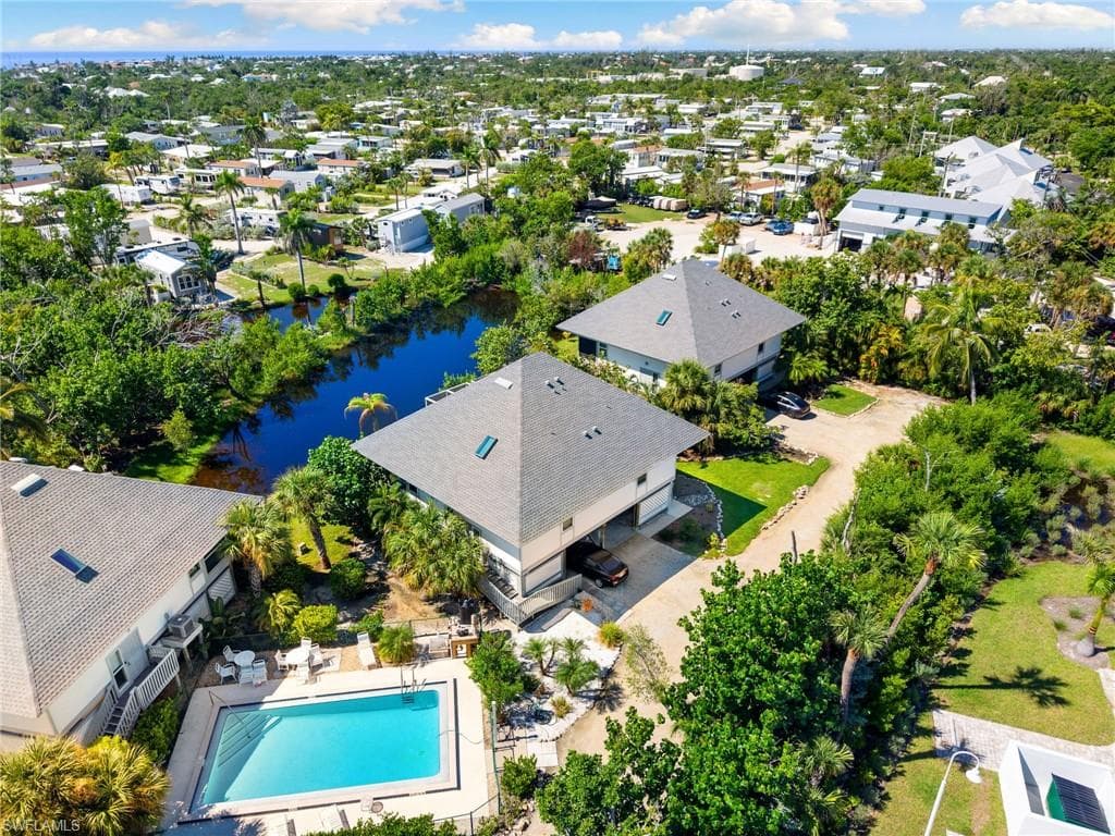 1039 Beach Rd #104, Sanibel