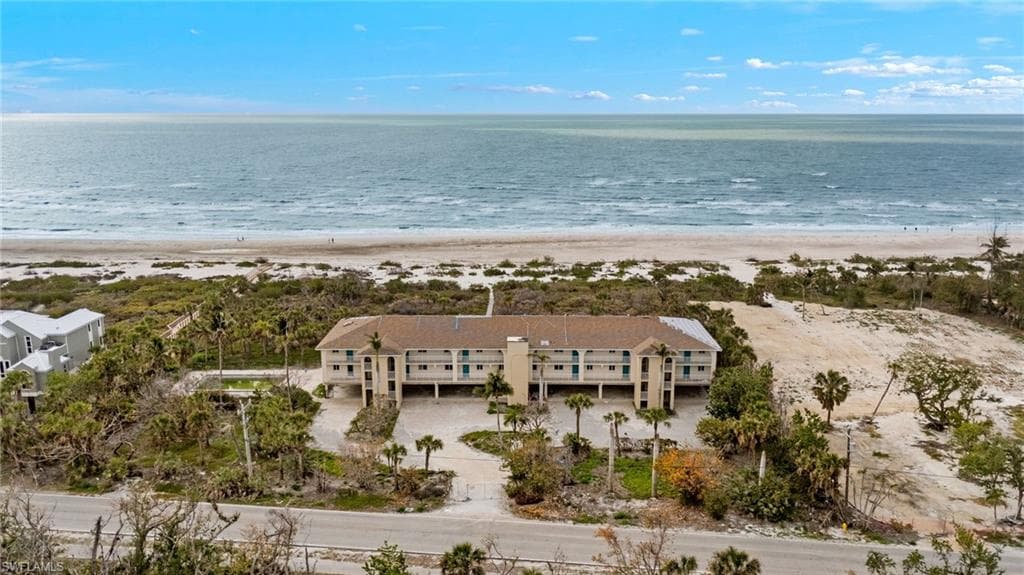 527 Gulf Dr #204, Sanibel