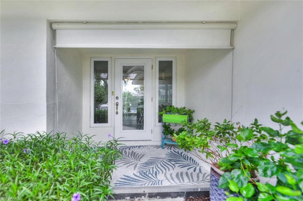 930 Lindgren Blvd, Sanibel, photo 3