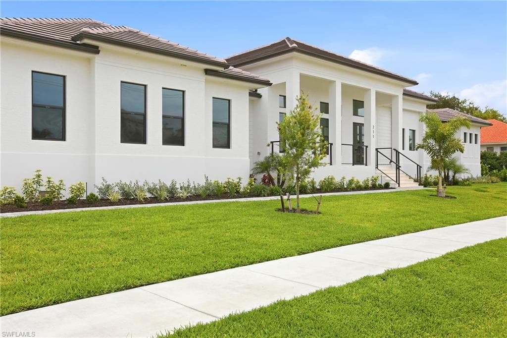 211 Landmark St, Marco Island, photo 3