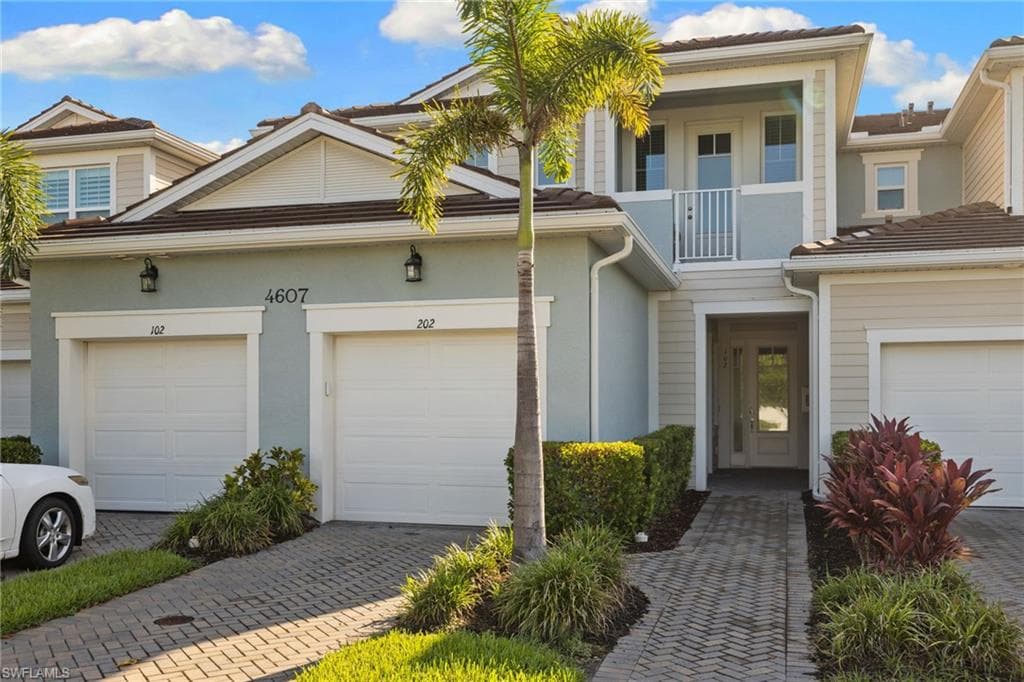 4607 Arboretum Cir #202, Naples, photo 2