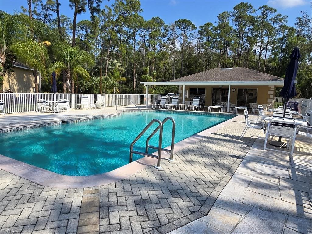 5622 Woodmere Lake Cir #b102, Naples