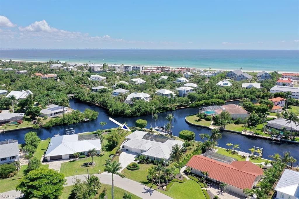 924 Kings Crown Dr, Sanibel, photo 2