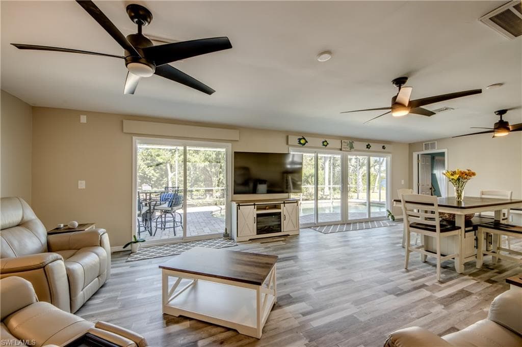 445 Donora Blvd, Fort Myers Beach, photo 3