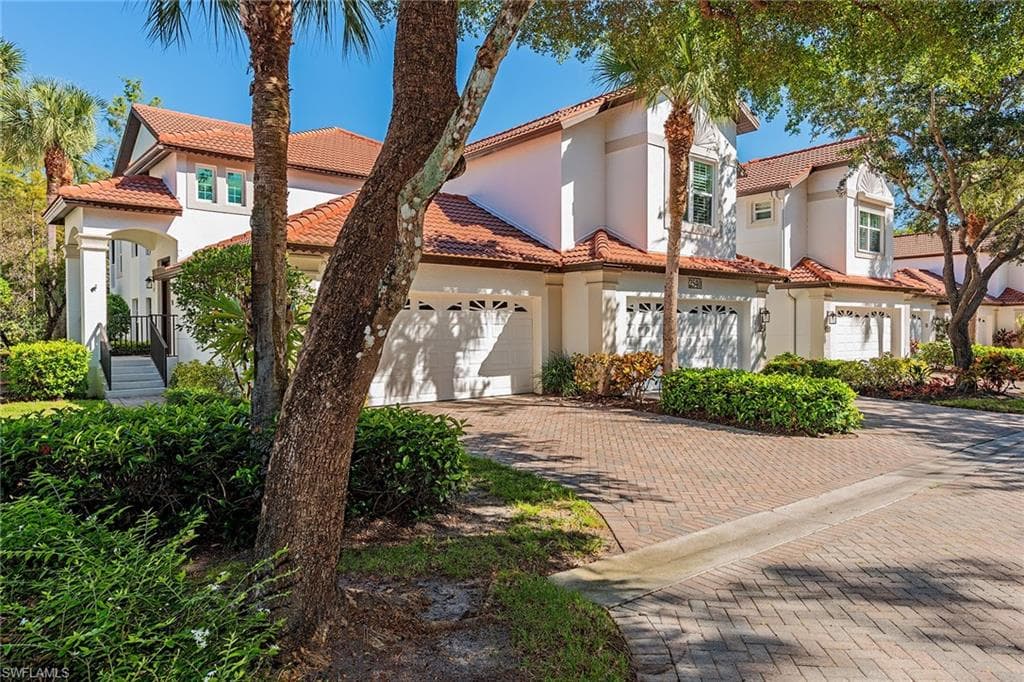 2540 Talon Ct #503, Naples