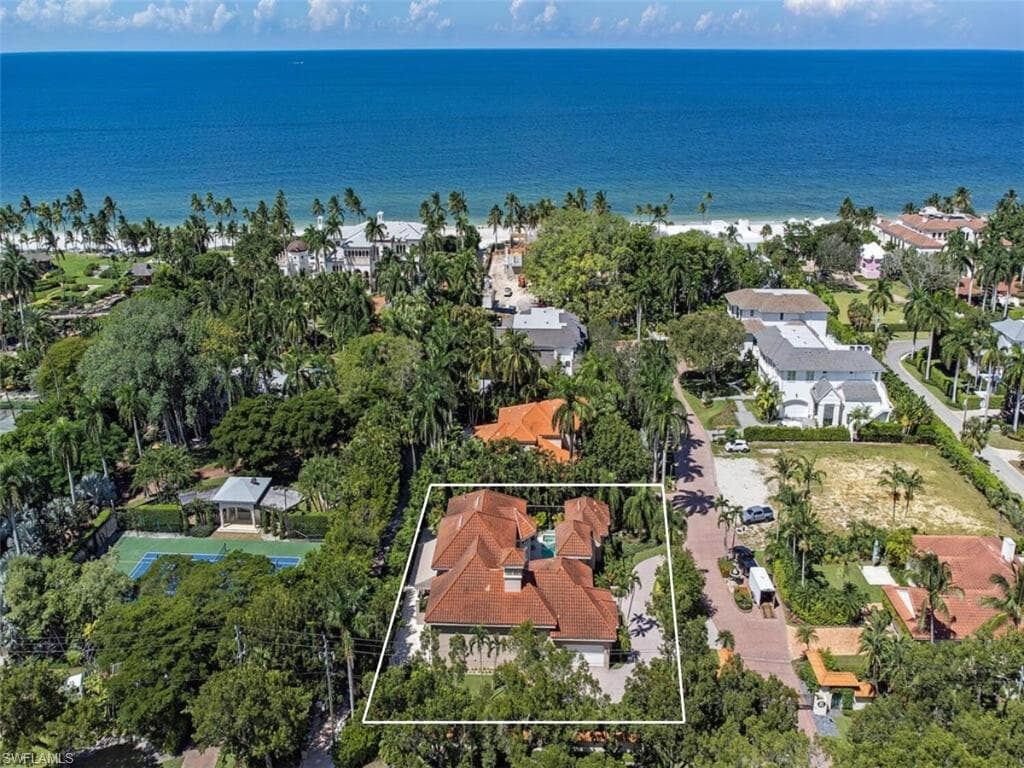 2080 Gordon Dr, Naples, photo 2