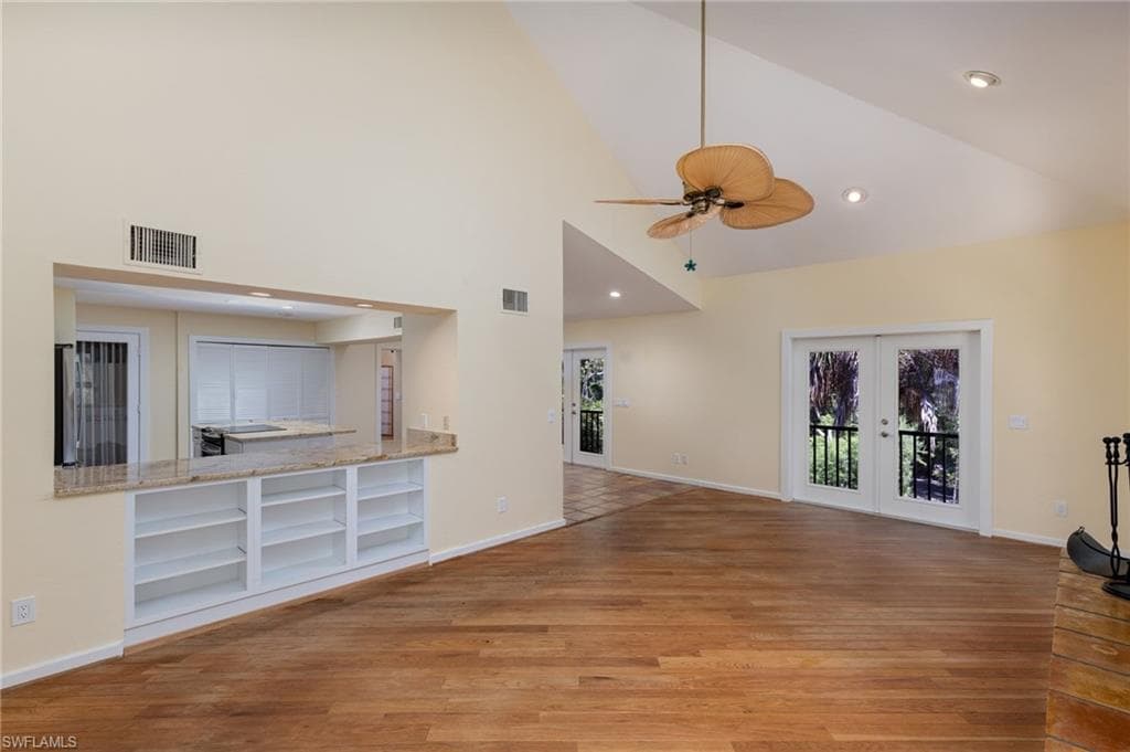 1345 Junonia St, Sanibel, photo 3