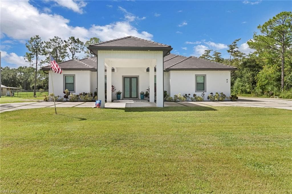 62 35th Ave, Naples