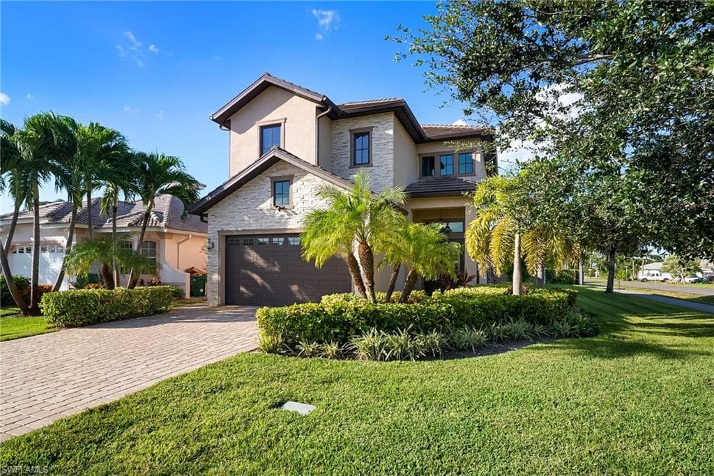 699 98th Ave, Naples