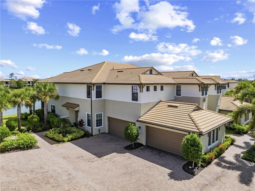 2149 Frangipani Cir #101, Naples, photo 2