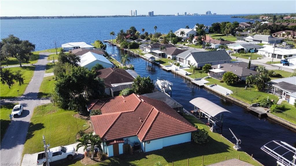 1823 Stevenson Rd, North Fort Myers, photo 2