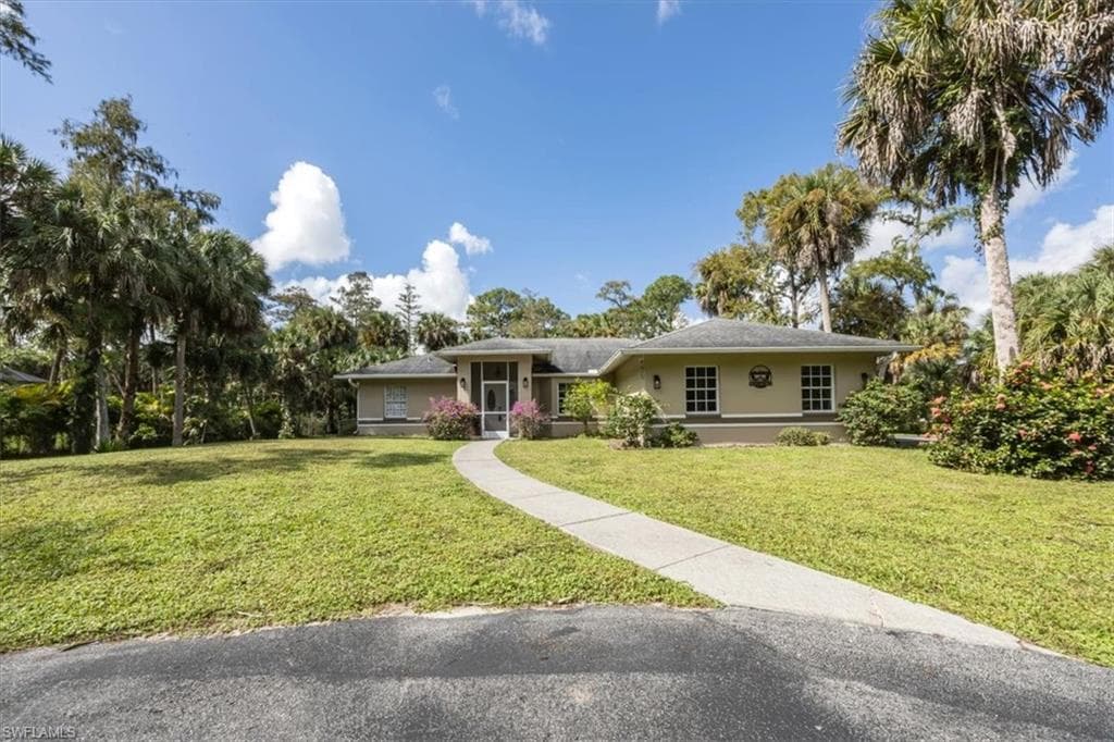 361 9th St, Naples, photo 2