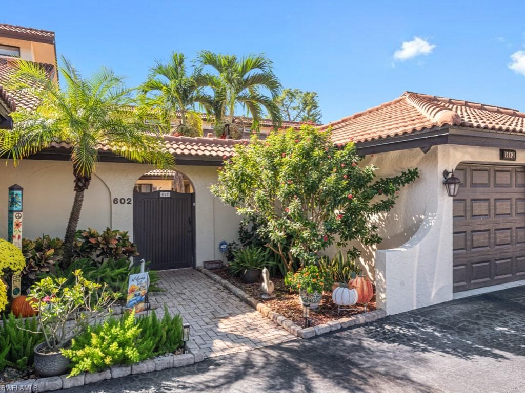 602 Augusta Blvd #3, Naples
