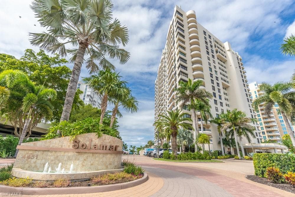 4451 Gulf Shore Blvd #1005, Naples