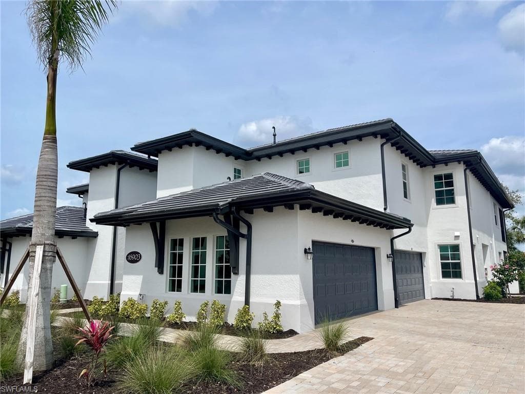 16903 Fairgrove Way #102, Naples