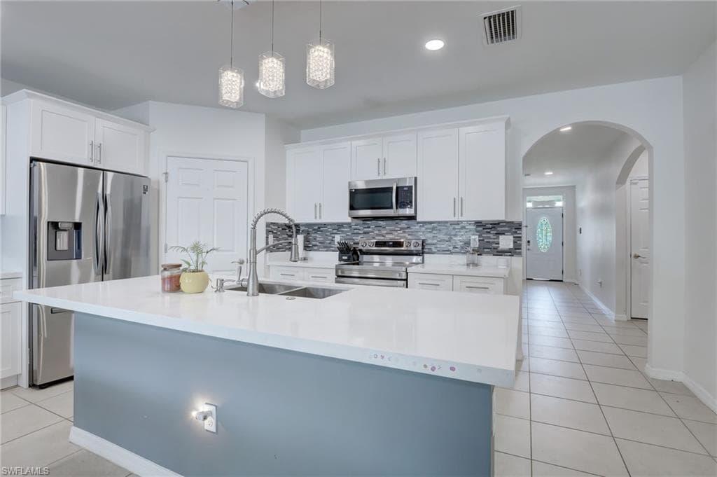 1626 6th Ave, Cape Coral