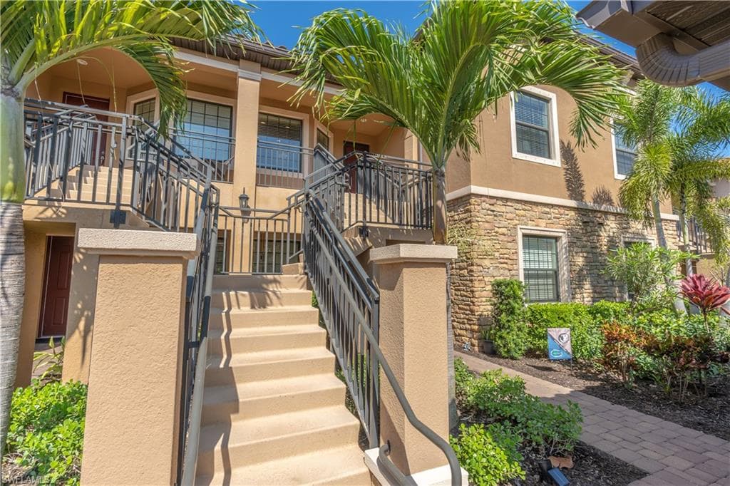 9389 Pocida Ct #202, Naples, photo 2