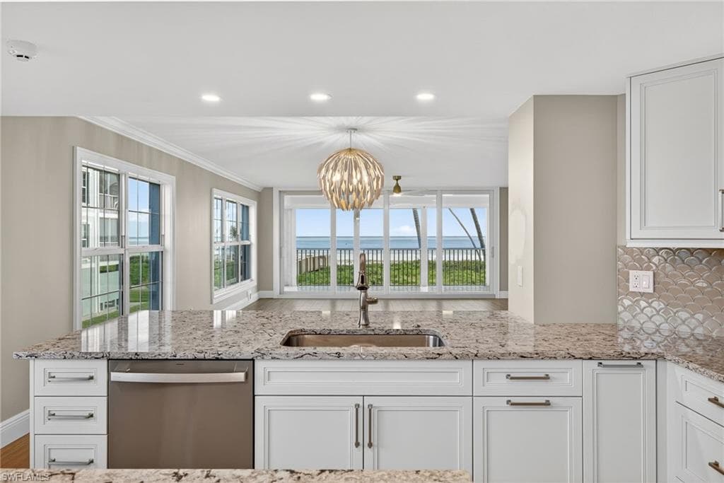 3145 Gulf Dr #201, Sanibel, photo 2