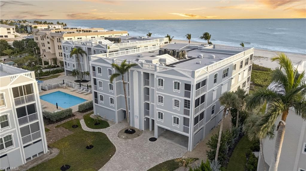 3145 Gulf Dr #201, Sanibel