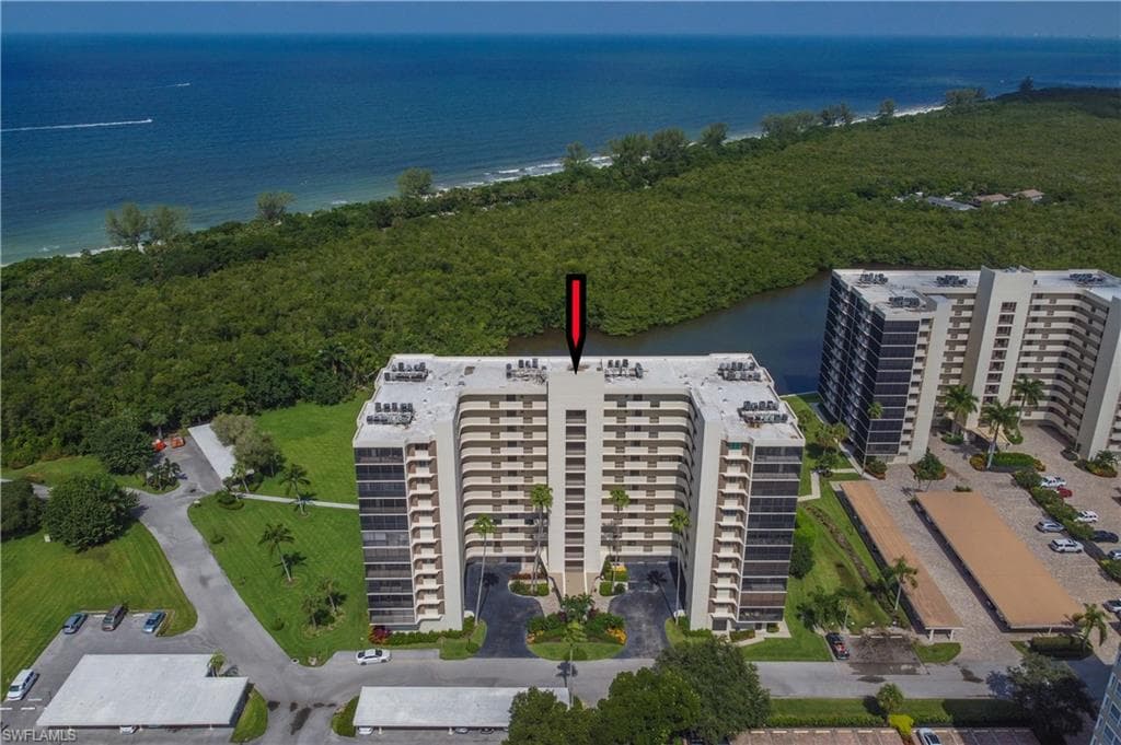 11 Bluebill Ave #404, Naples