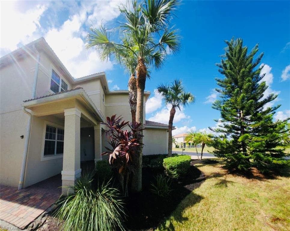 11079 Sparkleberry Dr, Fort Myers, photo 2