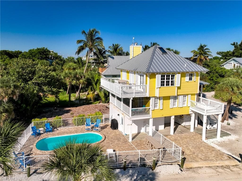 210 White Pelican Dr, Upper Captiva, photo 2