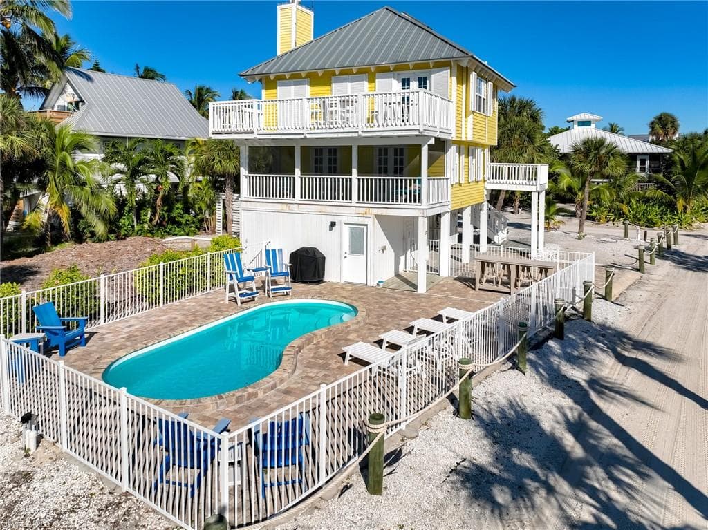 210 White Pelican Dr, Upper Captiva, photo 3