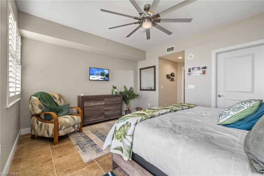 5781 Cape Harbour Dr #502, Cape Coral, photo 2