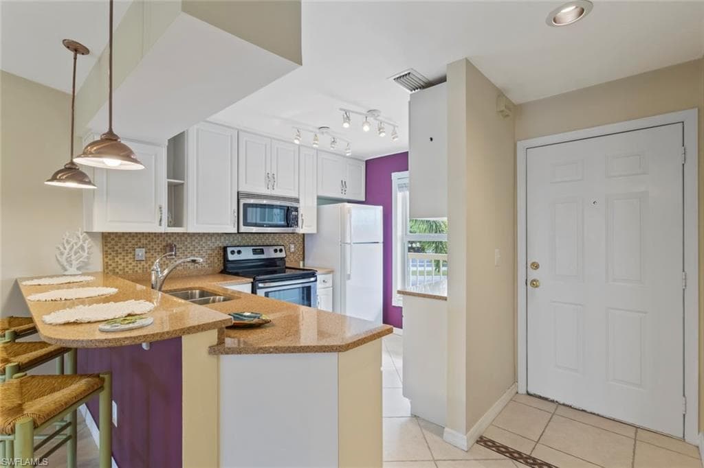 1305 Mainsail Dr #1013, Naples, photo 2