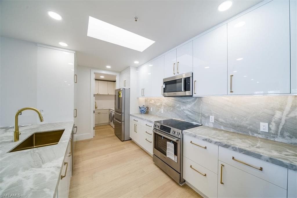 780 5th Ave #305, Naples, photo 3