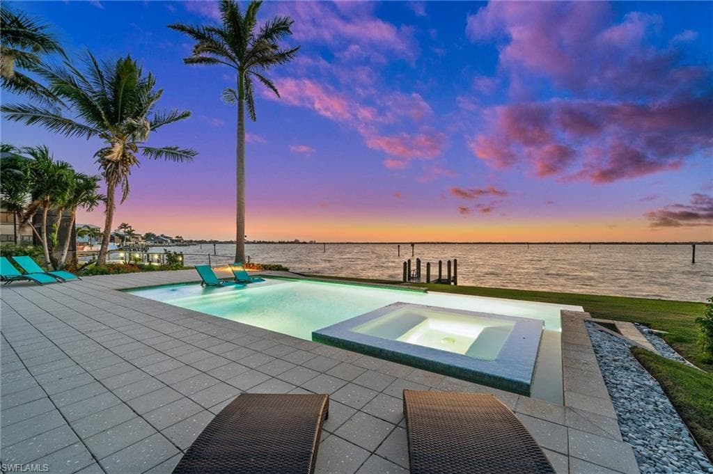 3305 22nd Pl, Cape Coral