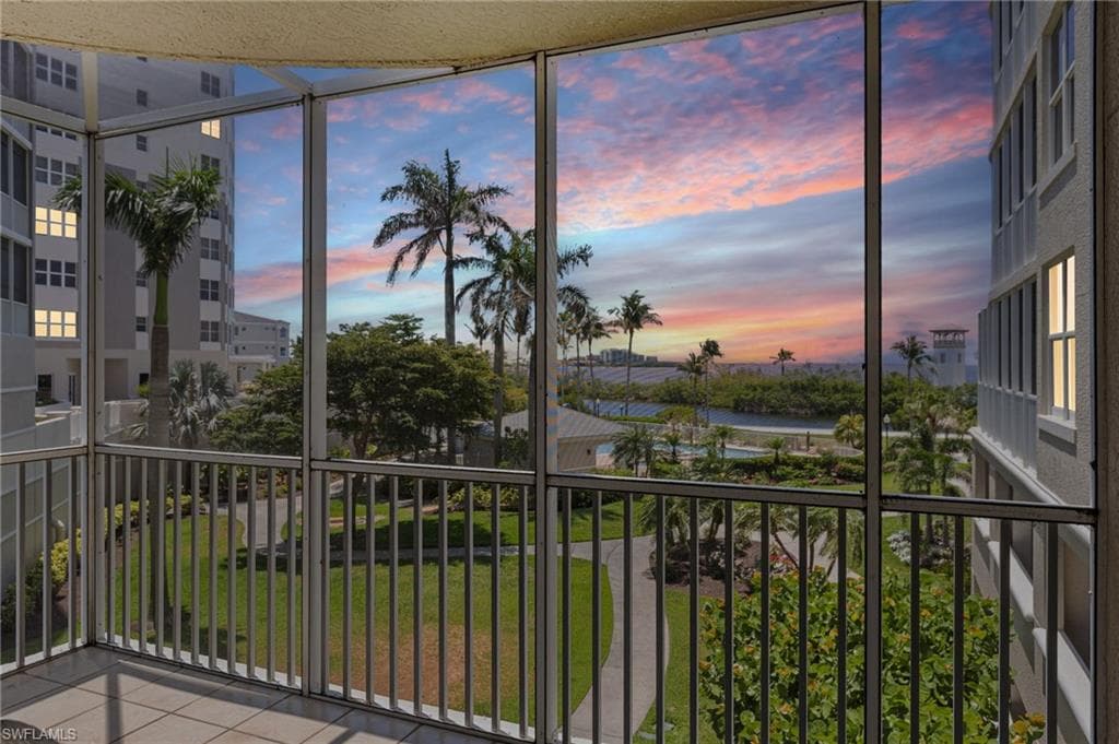 14250 Royal Harbour Ct #318, Fort Myers, photo 2