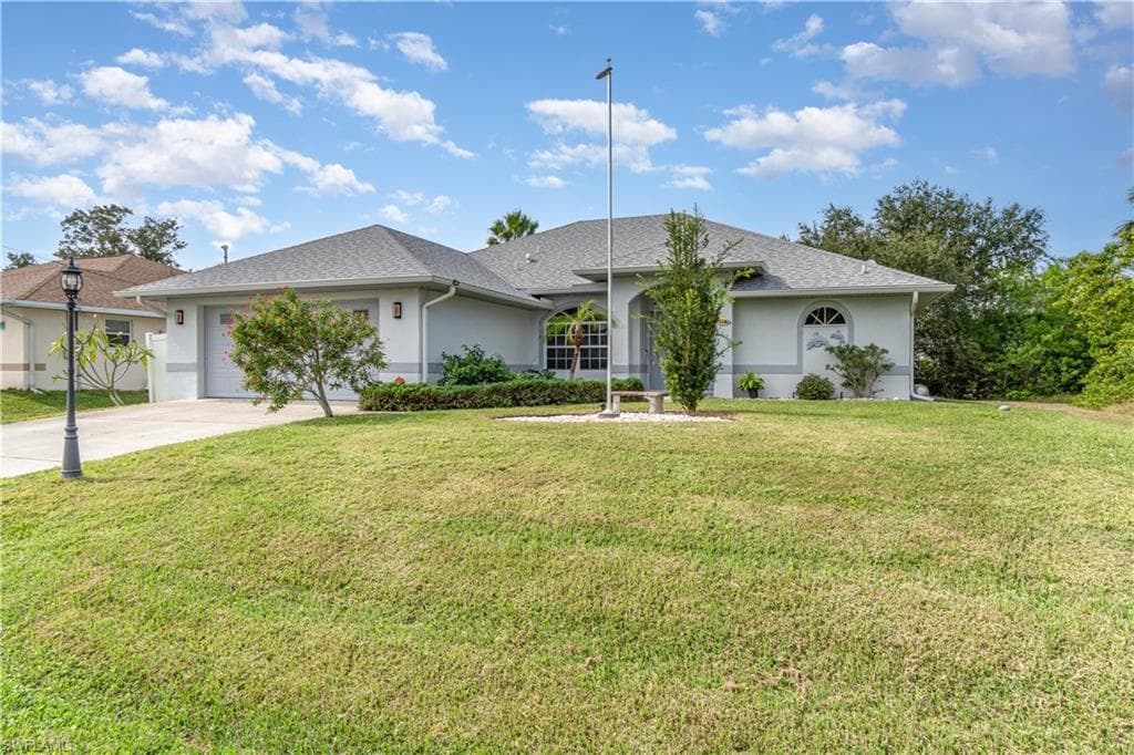 4186 Yucatan Cir, Port Charlotte