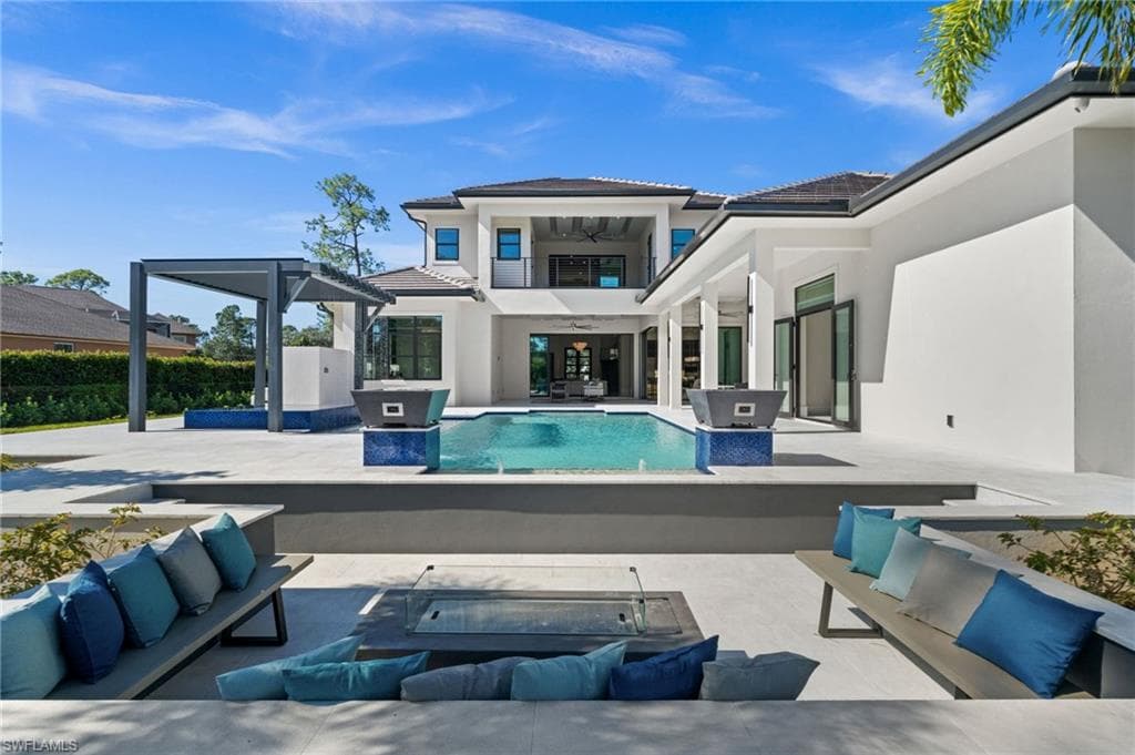 2272 Oakes Blvd, Naples, photo 2