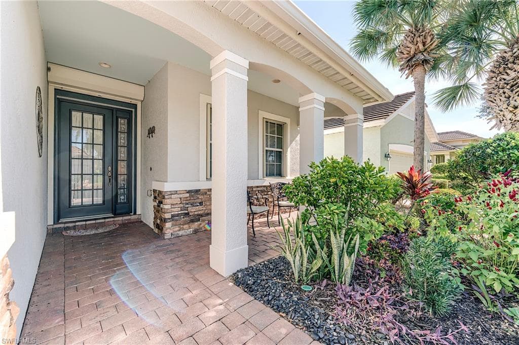 3806 Lakeview Isle Ct, Fort Myers, photo 3