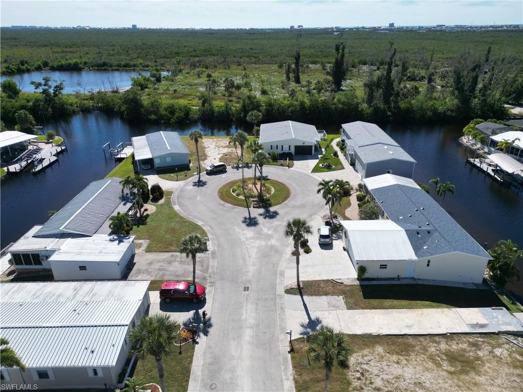 17940 Peppard Dr, Fort Myers Beach, photo 2