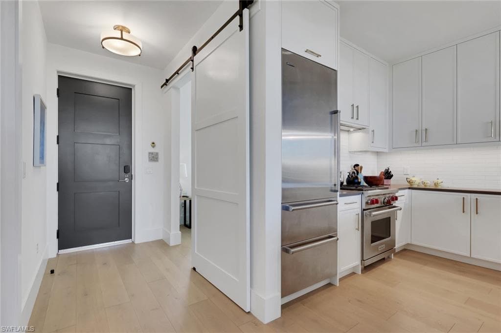 850 Central #303, Naples, photo 2