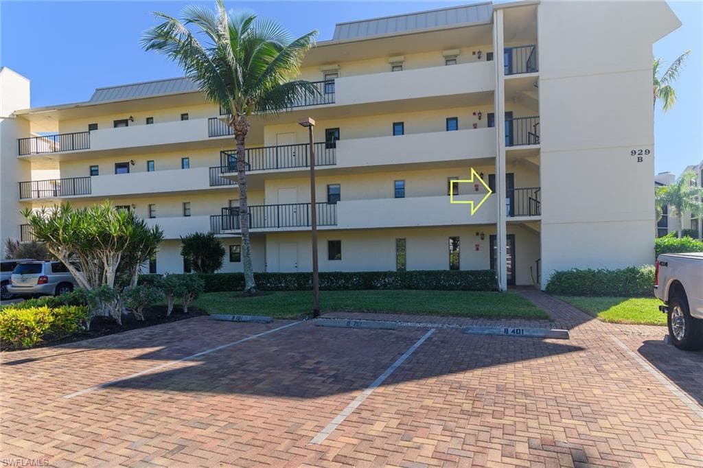 929 Collier Ct #b201, Marco Island, photo 3