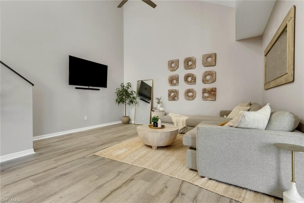 4536 Court Way #19d, Naples, photo 2