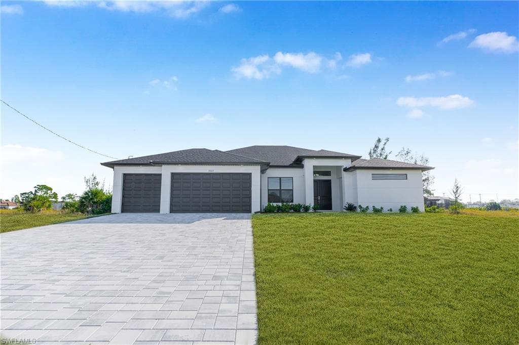 2005 32nd Ct, Cape Coral, photo 3