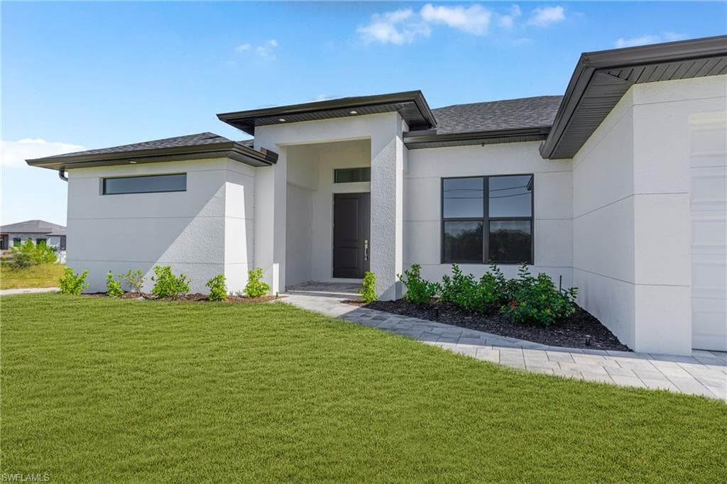 1003 33rd Ave, Cape Coral