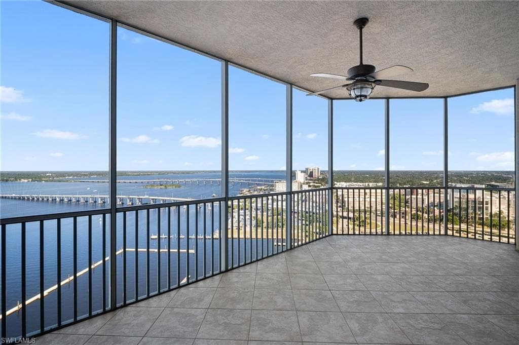2090 First St #f2806, Fort Myers, photo 3