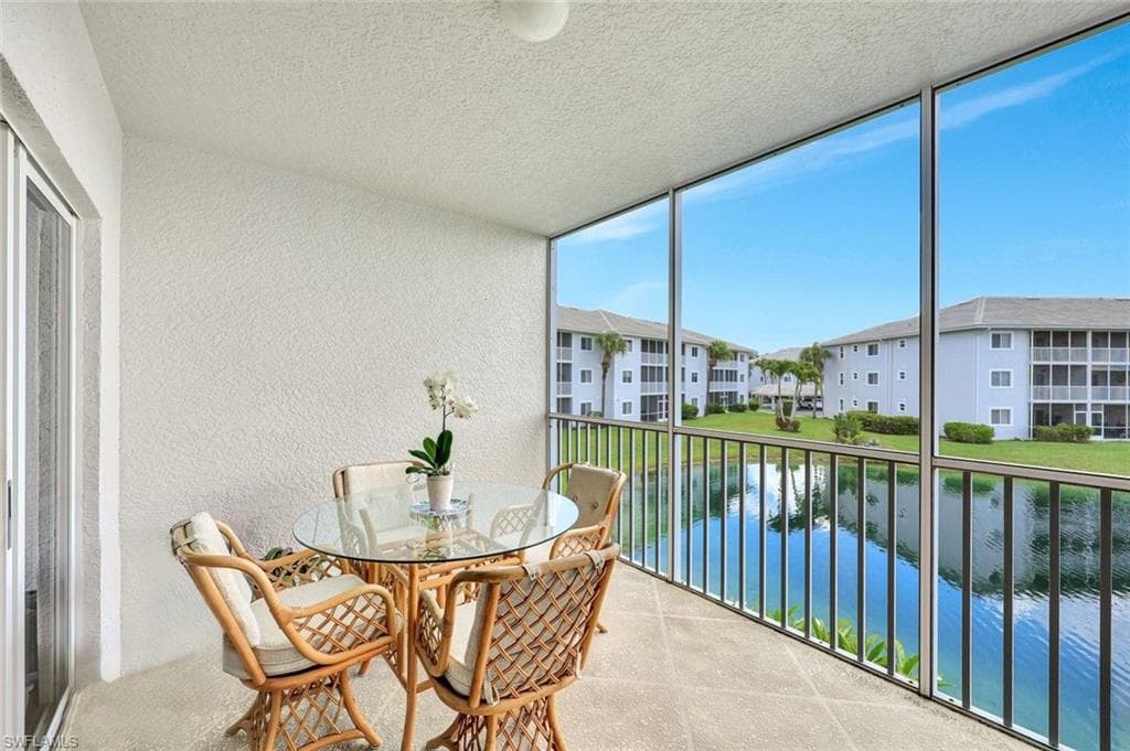 7842 Regal Heron Cir #204, Naples