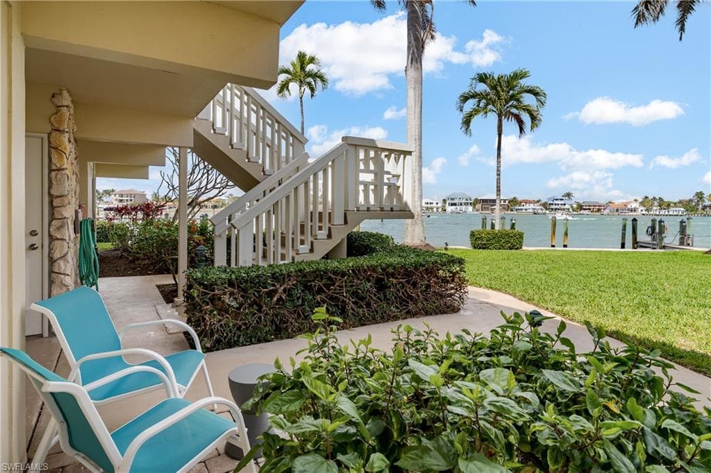 1215 Edington Pl #j1/J2, Marco Island