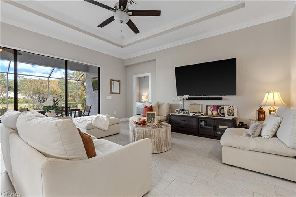11546 Onyx Cir, Fort Myers, photo 2