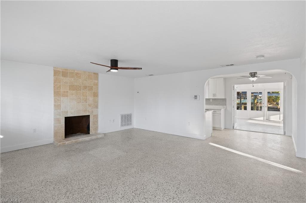 2631 Bayshore Dr, Matlacha, photo 2